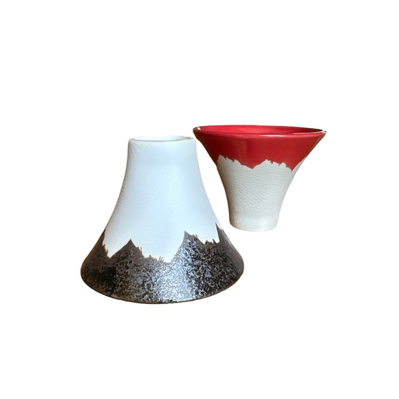 Mt Fuji Ceramic Sake Cup (one set of two) - Picture 5 of 8